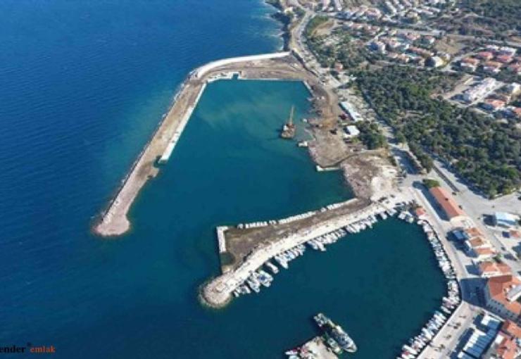 İzmir’in Foça ilçesine bağlı Yenifoça Mahallesi’nde planlanan yat limanı projesine