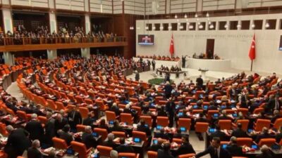 CHP, belediyelerine süren operasyon üzerine, daha önce tartıştığı “ara seçim”
