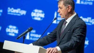 CHP Genel Başkanı Özgür Özel İzmir'e geldi. 2 günlük İzmir