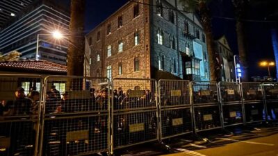 İzmir Büyükşehir Belediyesi’nin Meslek Fabrikası olarak kullandığı tarihi yapının tapusunun