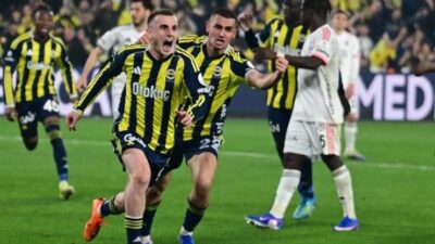 Süper Lig’de haftanın en kritik maçında Fenerbahçe, ağırladığı Beşiktaş'ı uzatma