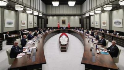 Cumhurbaşkanı Tayyip Erdoğan başkanlığında Kabine, bugün Beştepe’de toplanacak. 