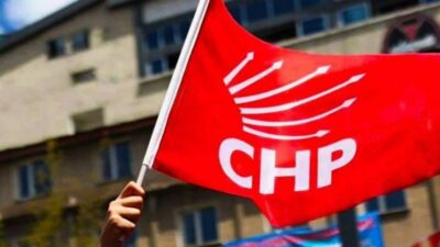 İzmir'de Meslek Fabrikası'nın Vakıflar'a devredilmesine yönelik tepkiler sürüyor. Tahiye işlemleri