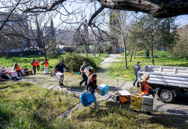 Bornova Belediyesi’nden hem can dostlara hem vatandaşlara nefes aldıran çalışma.