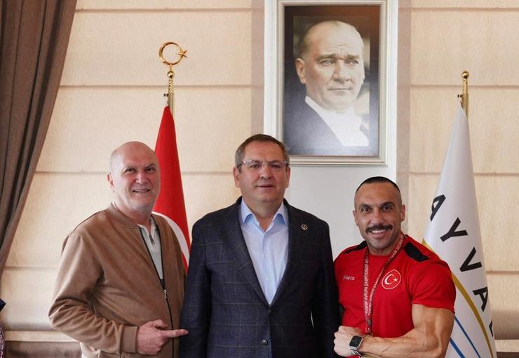 Ayvalık’ta spor camiasını gururlandıran bir başarıya imza atıldı. 