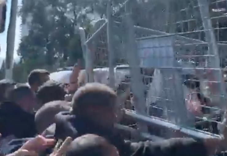 İzmir Büyükşehir Belediyesi'ne ait Meslek Fabrikası Binası'nın Vakıflar Genel Müdürlüğü'ne