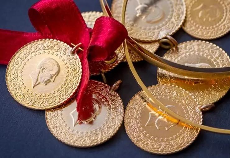 Altın fiyatları Trump'ın İran'a Hürmüz Boğazını açması için tanıdığı süre