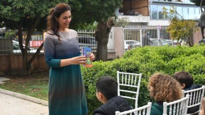 Bornova Belediyesi’nin düzenlediği Kütüphane Haftası 2026 etkinlikleri, çocuklara yönelik söyleşi