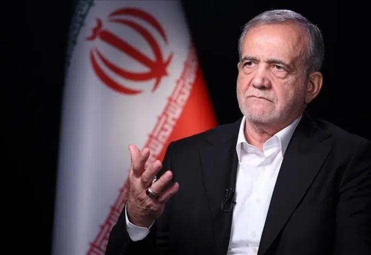 İran Cumhurbaşkanı Mesud Pezeşkiyan, 14 milyon İranlının ABD-İsrail'e karşı ülkesini