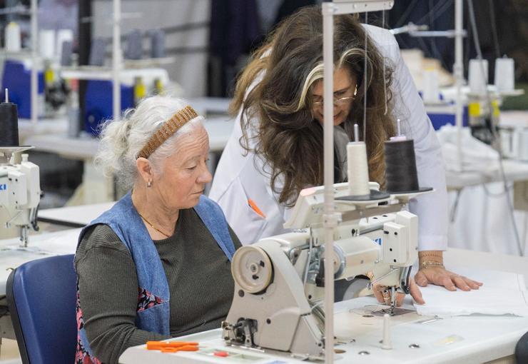 Özellikle gençlere ve kadınlara yönelik mesleki ve teknik eğitimler veren