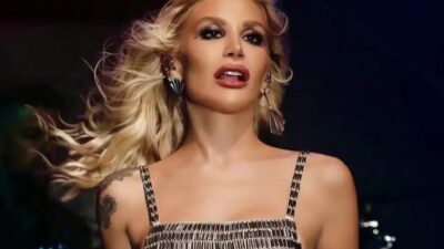 Şarkıcı İrem Derici sosyal medya hesabından paylaştığı videoda uyuşturucu operasyonlarına