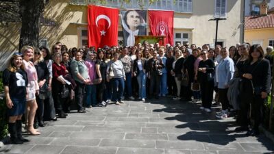 Bornova Kent Konseyi, okul aile birlikleri yönetimleriyle Dramalılar Köşkü’nde bir