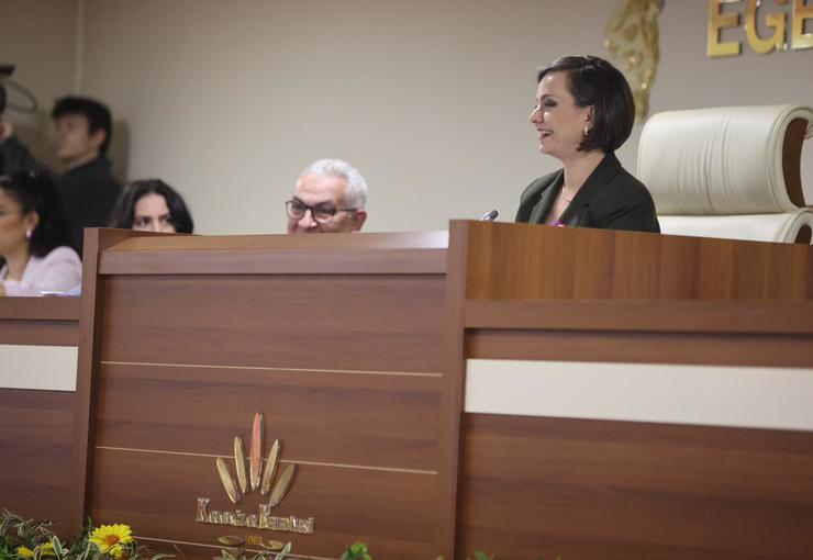 Karabağlar Belediyesi Nisan ayı olağan Meclis oturumunu gerçekleştirdi. Meclise Belediye