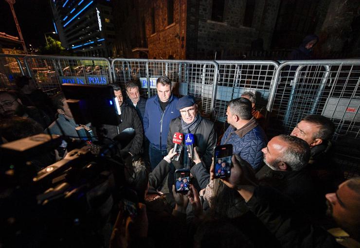 İzmir Büyükşehir Belediyesi’ne ait Meslek Fabrikası’na yönelik el koyma girişimine