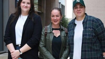 Bennu Yıldırımlar önceki gün ekip arkadaşları ile Galataport İstanbul’daki Müzeverse’ü