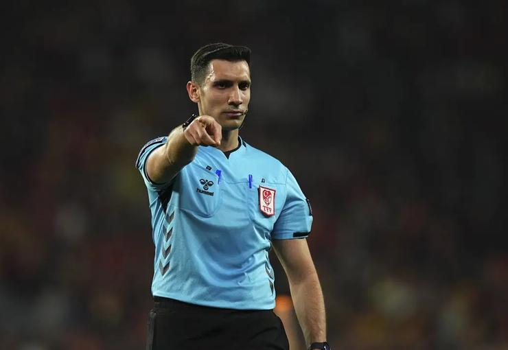 beIN Trio, Galatasaray'ın Süper Lig'de deplasmanda Göztepe'yi 3-1 mağlup ettiği