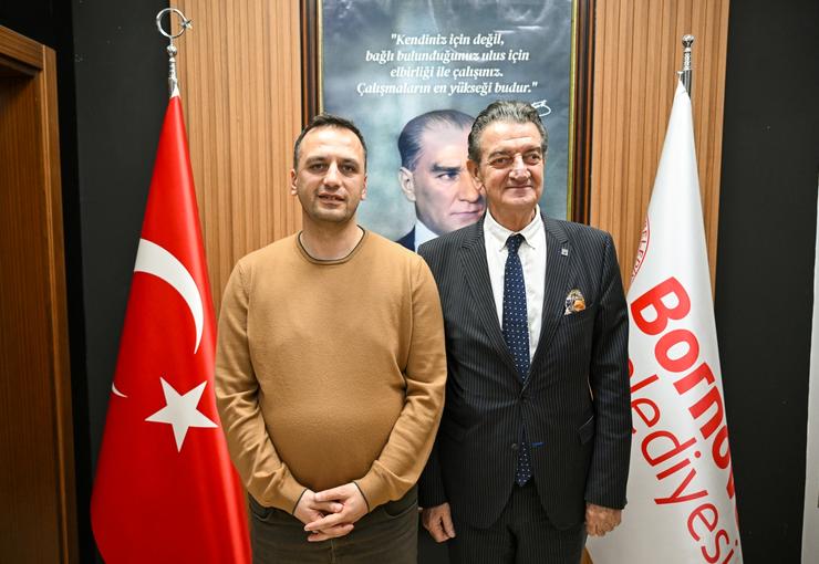 Atatürkçü Düşünce Derneği Genel Başkanı Mustafa Hüsnü Bozkurt ve beraberindeki