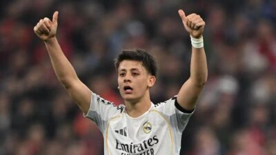 Dünya futbolunun efsane isimlerinden Thierry Henry, Real Madrid'in Bayern Münih