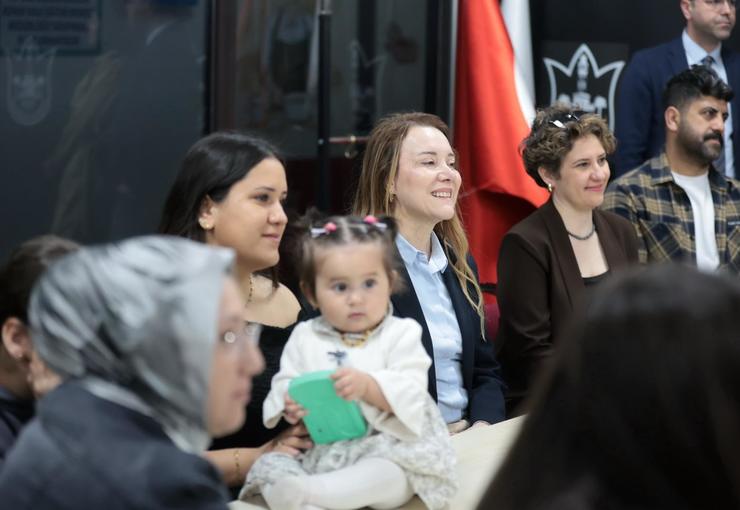 Konak Belediyesi ile AÇEV iş birliğinde yürütülen Anne Destek Programı’nı