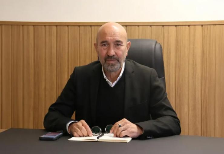 İzmir Büyükşehir Belediyesi önceki dönem Belediye Başkanı Tunç Soyer, tutuklu