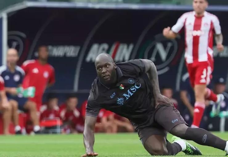 Beşiktaş, golcü transferinde çıtayı yükseltti. Siyah-beyazlılar, Romelu Lukaku için sağlık