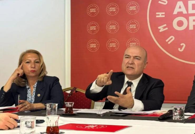 CHP Cumhurbaşkanlığı Aday Ofisi’nin (CAO) İçişleri Politika Kurulu üyeleri, kurulun