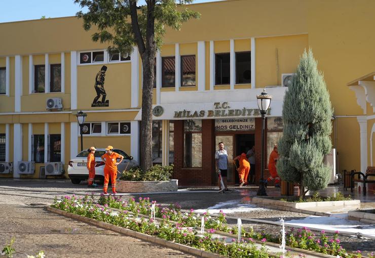 Milas Belediyesi 23 Nisan Ulusal Egemenlik ve Çocuk Bayramı’nı birbirinden