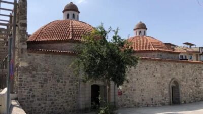 İzmir tarihinin önemli miraslarından biri olan Namazgâh Hamamı İzmir Büyükşehir