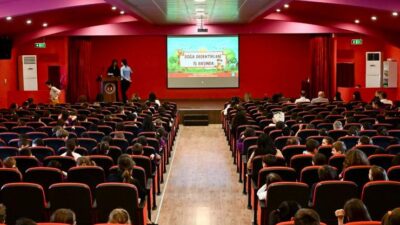 Manisa Büyükşehir Belediyesi’nin çocuklara çevre bilinci kazandırmak amacıyla hayata geçirdiği