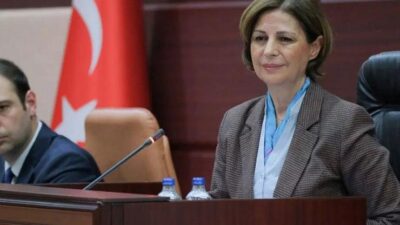 CHP Genel Başkan Yardımcısı Gökan Zeybek, Eskişehir Büyükşehir Belediye Başkanı