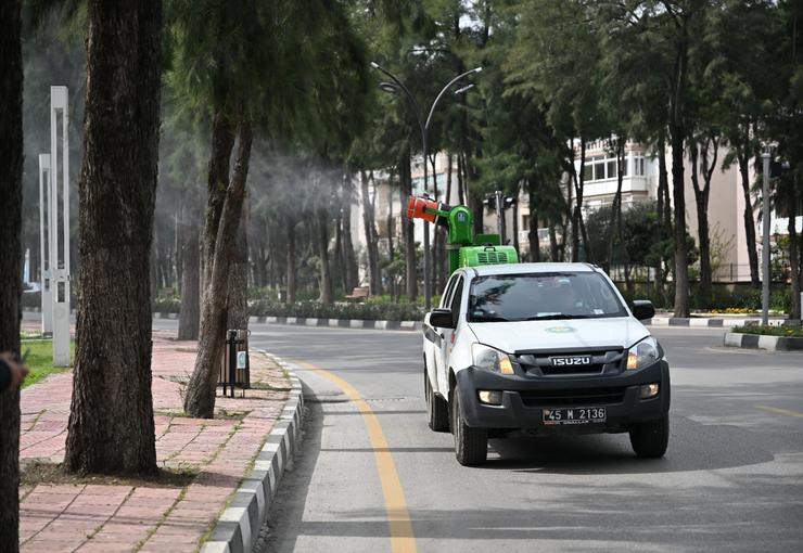 Manisa Büyükşehir Belediyesi, yaz mevsimi öncesinde halk sağlığını korumak ve