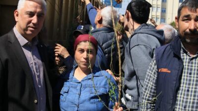 Bergama Belediyesi, kırsal kalkınmayı destekleyen ve yerel üretimi güçlendiren çalışmalara