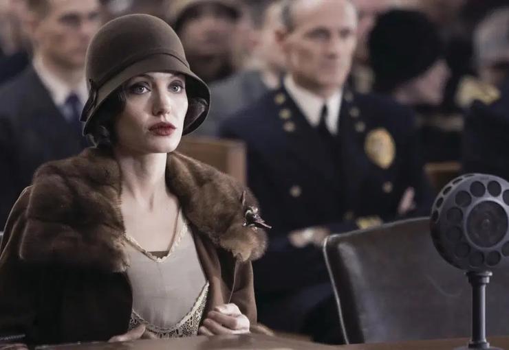 Bazı suçlar sadece işlendiği dönemi değil, insanlık tarihinin adalet anlayışını