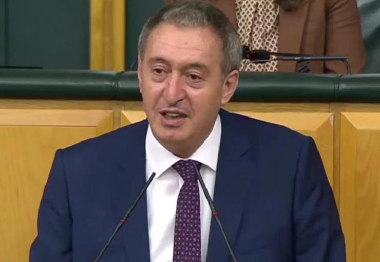 DEM Parti Eş Genel Başkanı Tuncer Bakırhan, son dönemde okullarda