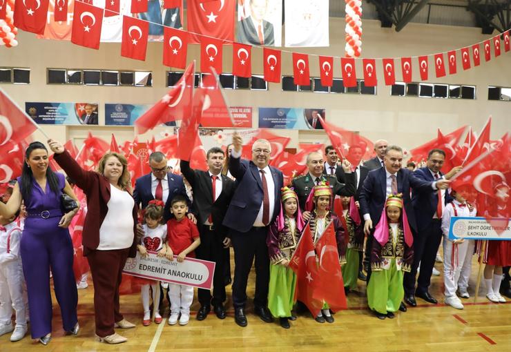 23 Nisan Ulusal Egemenlik ve Çocuk Bayramı, Edremit’te düzenlenecek birbirinden