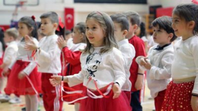 Bayraklı Belediyesi, 23 Nisan Ulusal Egemenlik ve Çocuk Bayramı kapsamında