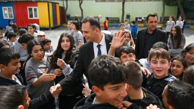 Kahramanmaraş ve Şanlıurfa’da yaşanan okul saldırılarının tüm Türkiye’yi yasa boğarken,