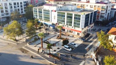 Menderes Belediyesi, 23 Nisan Ulusal Egemenlik ve Çocuk Bayramı’nda Minik