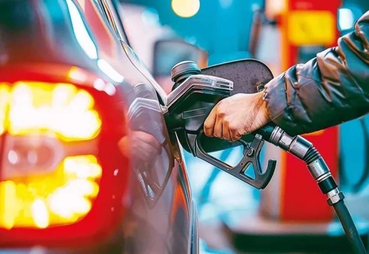 Akaryakıtta sürpriz indirim tabelaya yansıdı; motorin fiyatı haftalar sonra yeniden