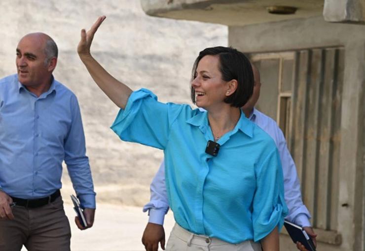 Karabağlar Belediyesi tarafından Basın Sitesi Mahallesi’nde 172/3 sokakta asfalt ve