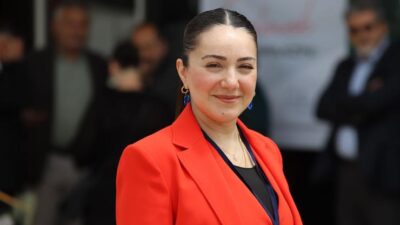 Karabağlar Kent Konseyi seçimi Karabağlar Kültür Merkezi’nde yoğun katılımla gerçekleştirildi.