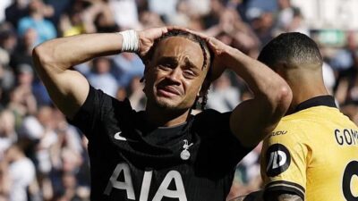 Tottenham ve Hollanda milli takımının oyuncusu Xavi Simons, ön çapraz