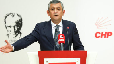 CHP Genel Başkanı Özgür Özel, belediyelere süren operasyonlara karşı Parti