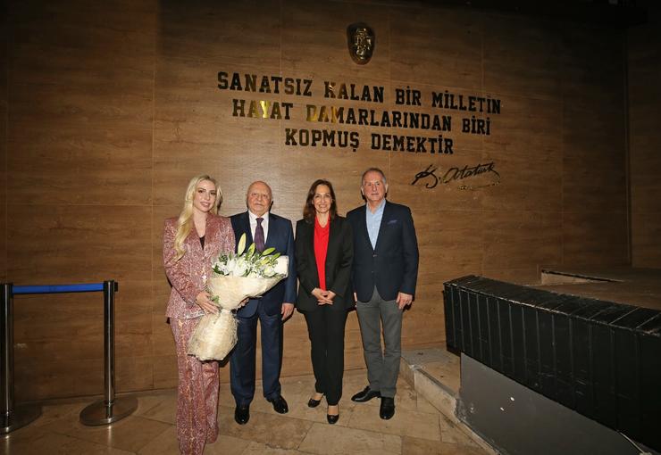 Karşıyaka Oda Orkestrası (KODA) konserleriyle kentlileri sanatla buluşturmaya devam eden