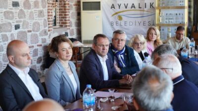 Ayvalık Belediye Başkanı Mesut Ergin, Balıkesir genelindeki kent konseylerinin başkan