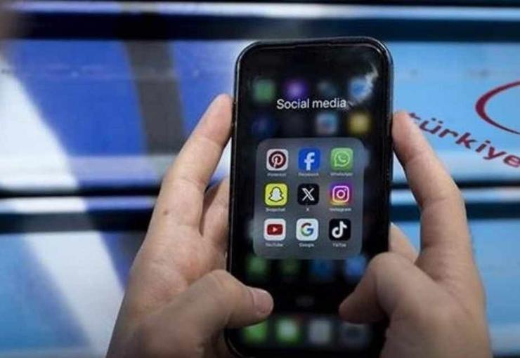 Aile ve Sosyal Hizmetler Bakanı Mahinur Özdemir Göktaş, sosyal medya