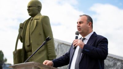 CHP İzmir Milletvekili Ednan Arslan madencilere hakları olan maaşlarını vermeyerek