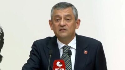 CHP lideri Özgür Özel, önceki gün partisinin genel merkezinde Parti