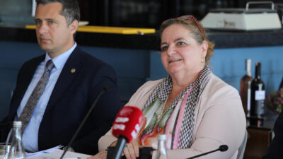 İzmir iş dünyası, Cumhuriyet Halk Partisi İzmir İl Başkanlığı’nın düzenlediği