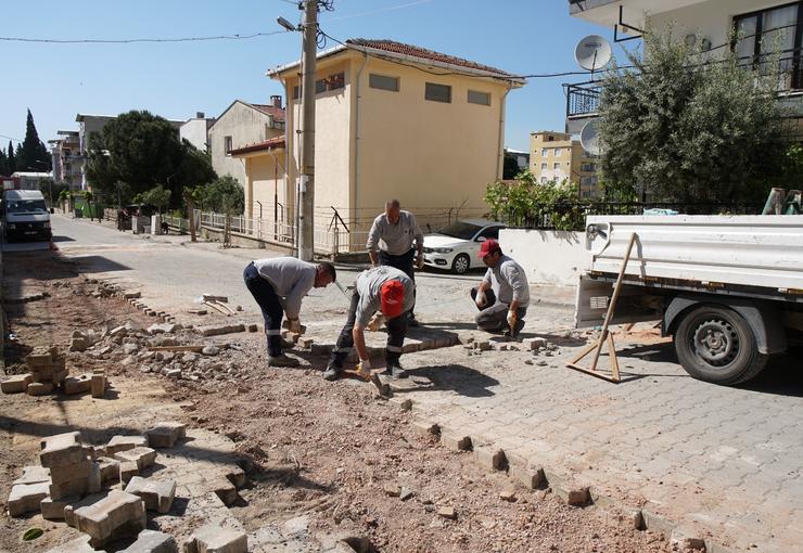 Kemalpaşa Belediyesi, borçların tamamen bitirilmesinin ardından yol çalışmalarında atağa geçti.